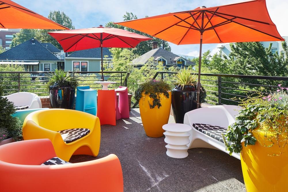 Inn At Northrup Station Portland Bagian luar foto