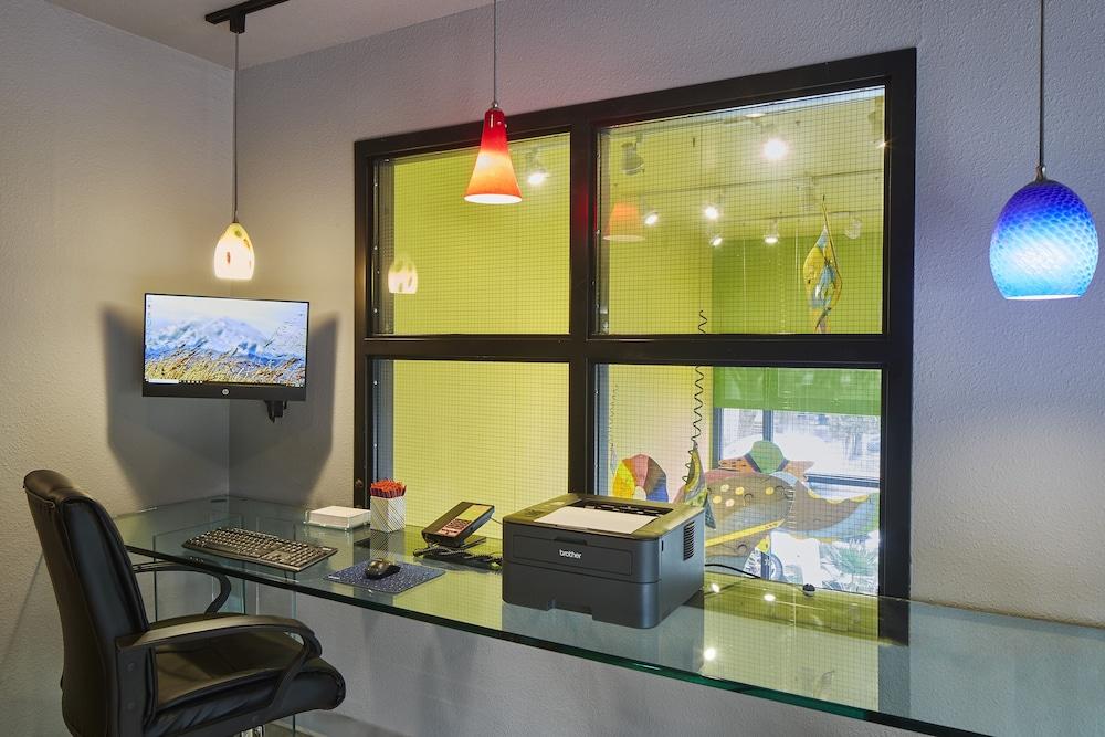 Inn At Northrup Station Portland Bagian luar foto